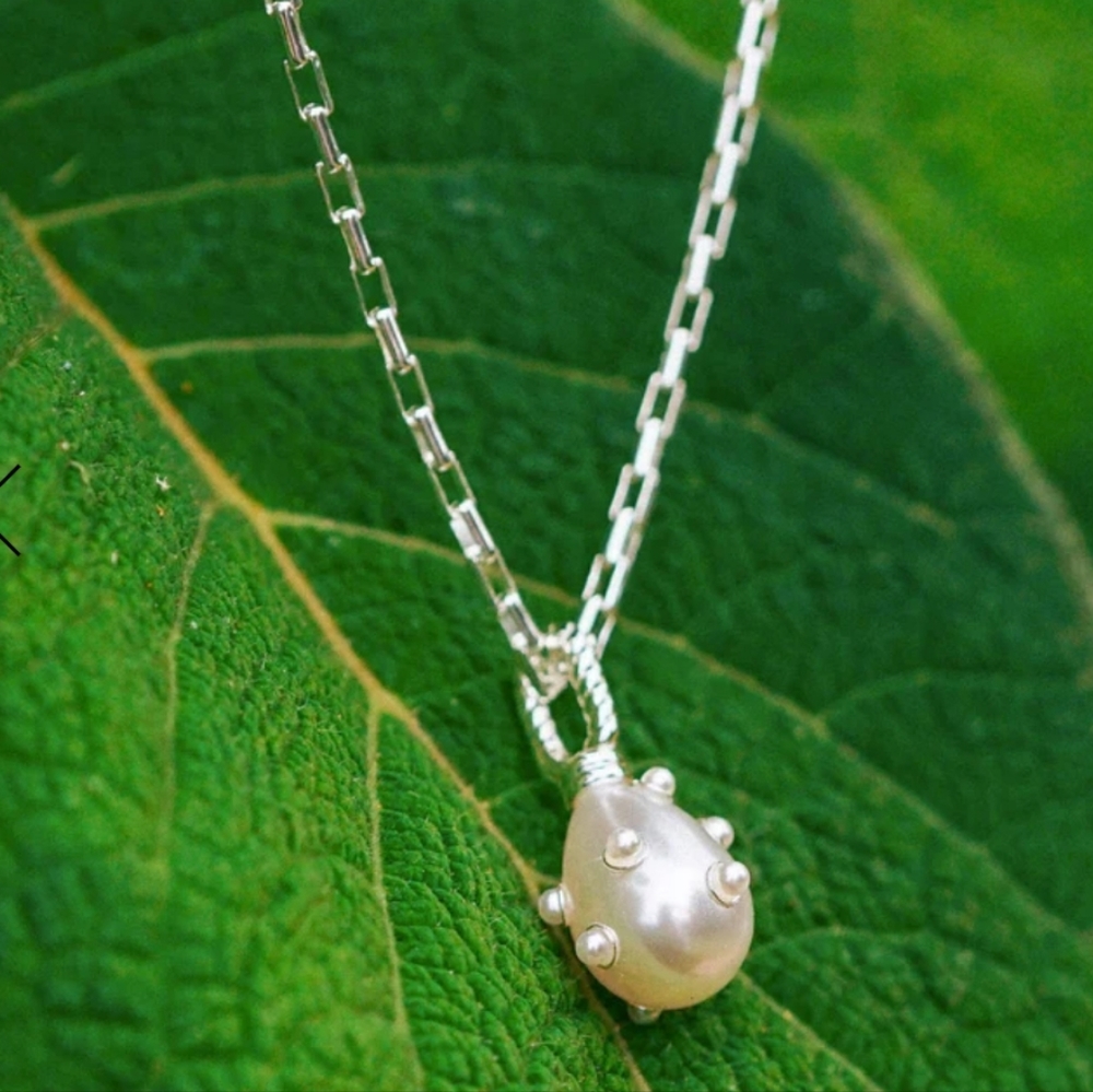 Daisy London SHRIMPS PEARL CHARM NECKLACE STERLING SILVER NEW